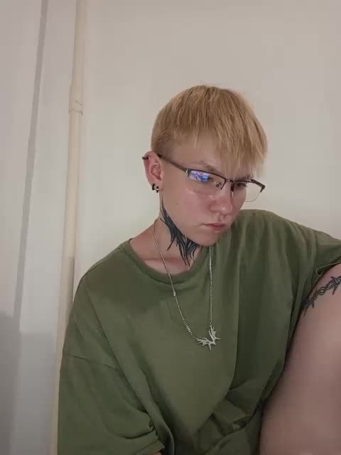 Zhenyya- Adult Chat August 5, 2025