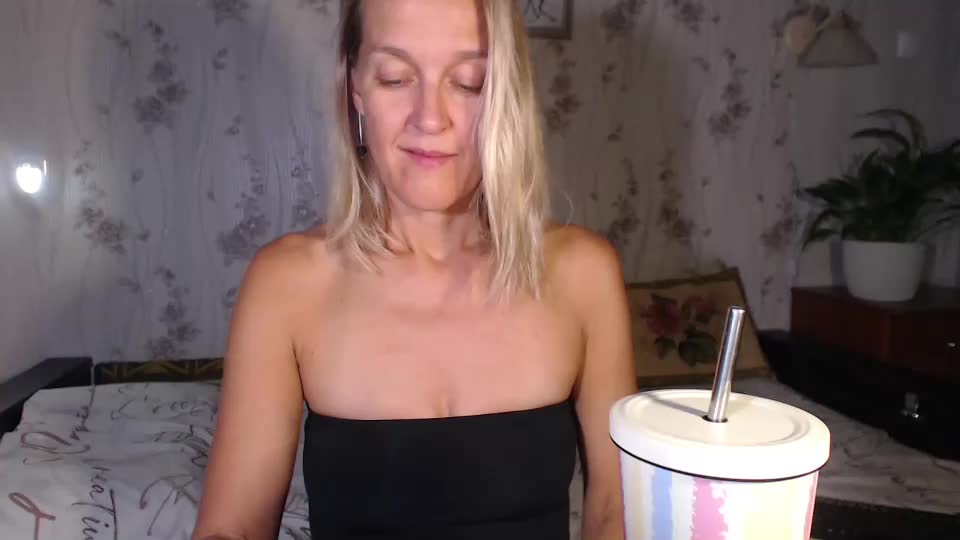 lolaaelita Adult Chat August 5, 2025