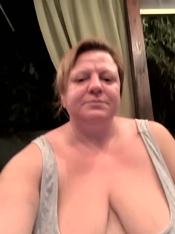 jusichka Adult Chat August 5, 2025