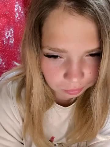 Zuli_Kiska Adult Chat August 5, 2025