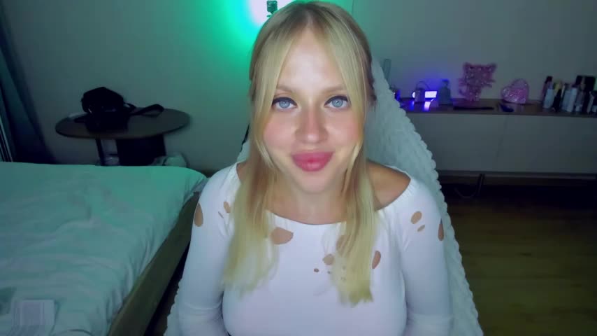 ElinOceanX Adult Chat August 5, 2025