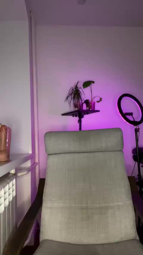 BabeGirl Adult Chat August 5, 2025