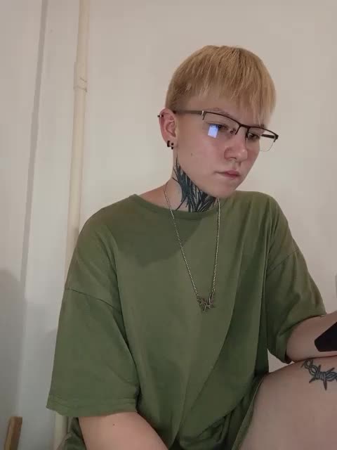 Zhenyya- Adult Chat August 5, 2025