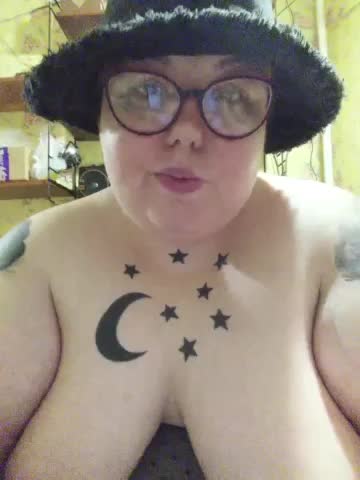 Svetlanka86 Adult Chat August 5, 2025