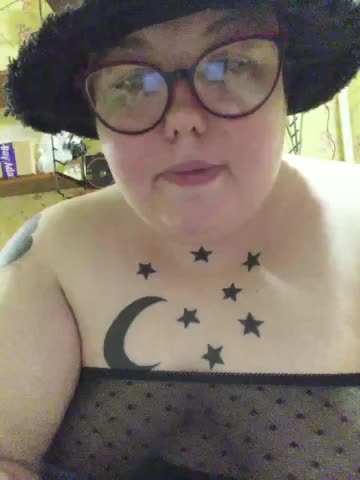 Svetlanka86 Adult Chat August 5, 2025