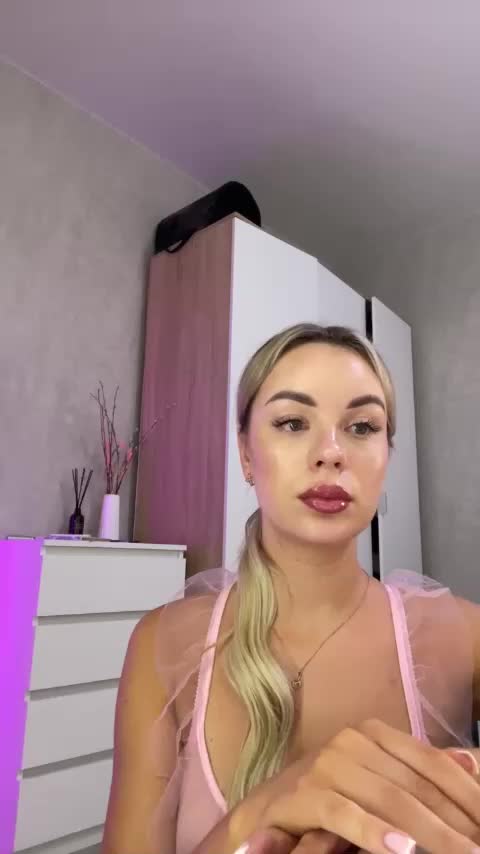 Mila-m Adult Chat August 5, 2025