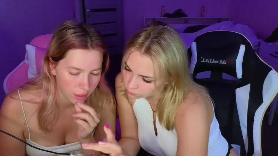 stefany_and_bettany Adult Chat August 4, 2025