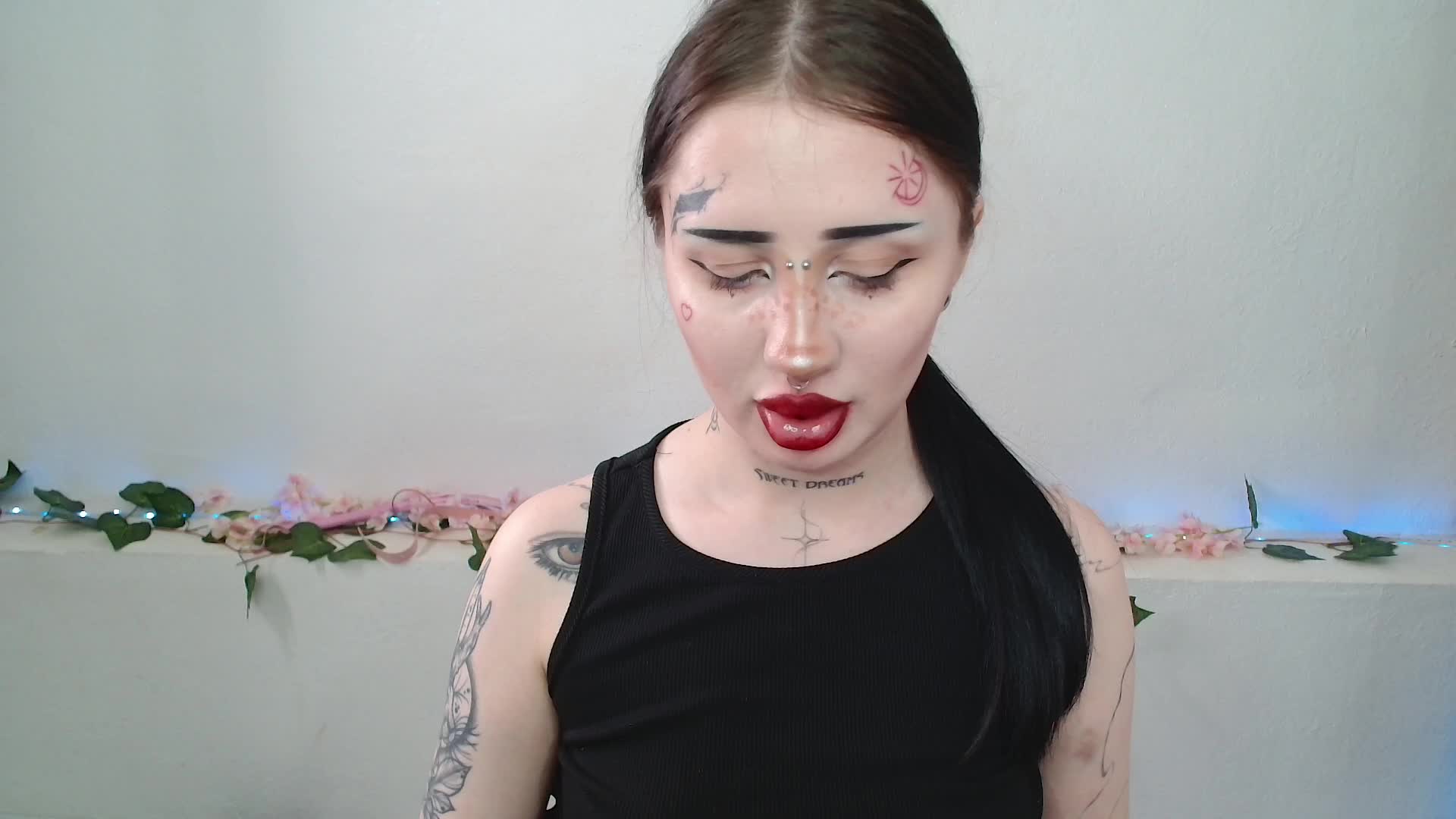 lisa-tatt Adult Chat August 5, 2025