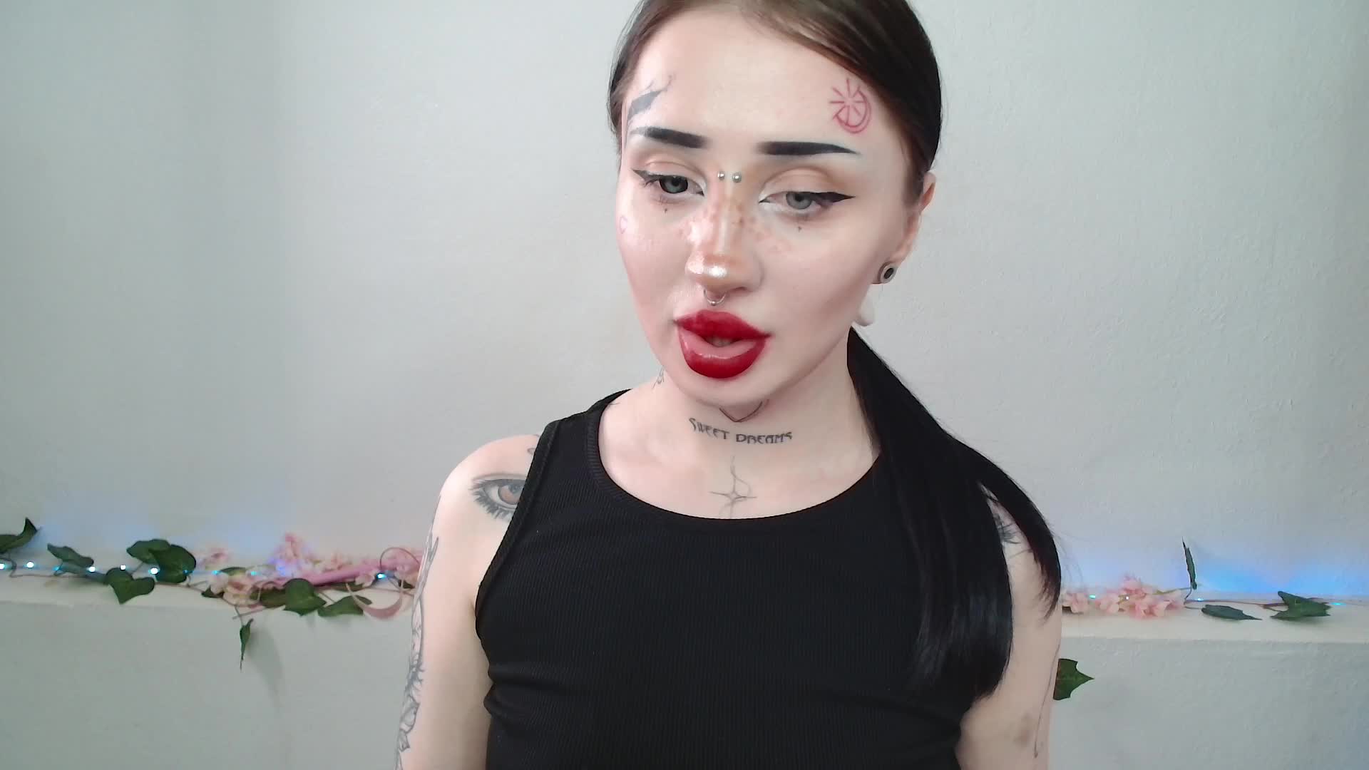 lisa-tatt Adult Chat August 5, 2025