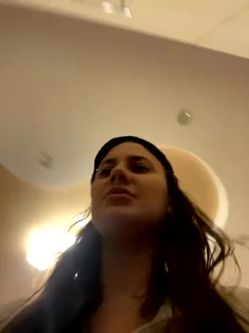 Flossy_Vettie Adult Chat August 5, 2025