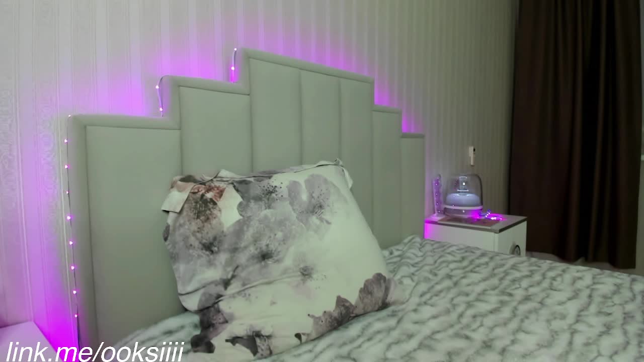 ooksiiii Adult Chat August 5, 2025