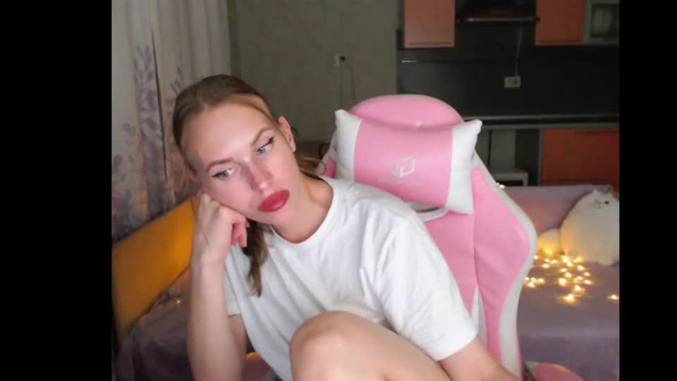 elsa_shine Adult Chat August 5, 2025