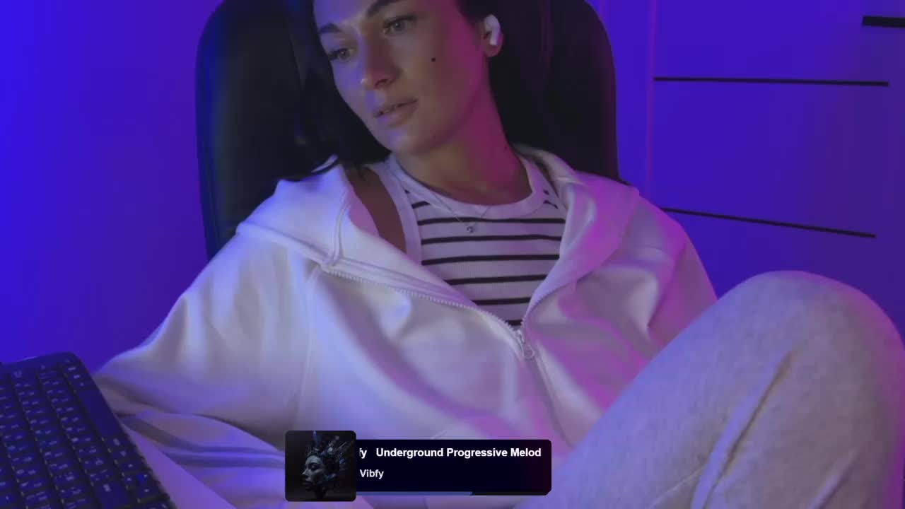 _UkRaiNo4Ka_ Adult Chat August 5, 2025