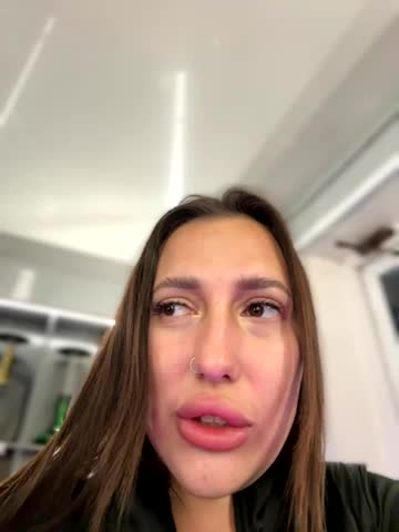 AleksandraRich Adult Chat August 5, 2025