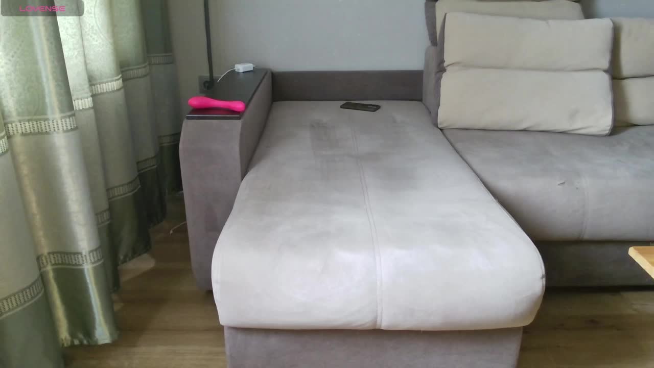 Milaa1998 Adult Chat August 5, 2025