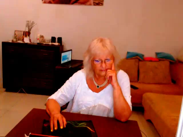 Natalia7634 Adult Chat August 5, 2025