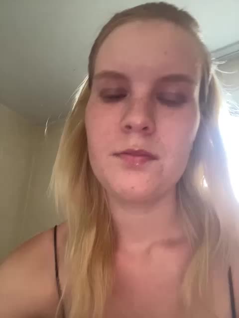 Amelia2004 Adult Chat August 5, 2025