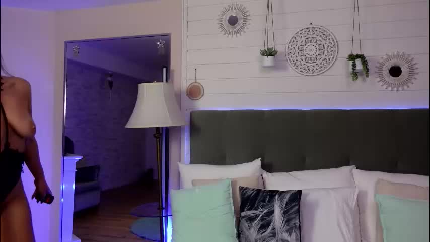 linareese Adult Chat August 5, 2025