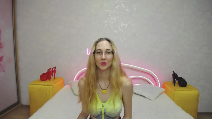 KlaryBrait Adult Chat August 5, 2025