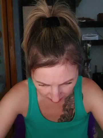 Nushka1984 Adult Chat August 5, 2025