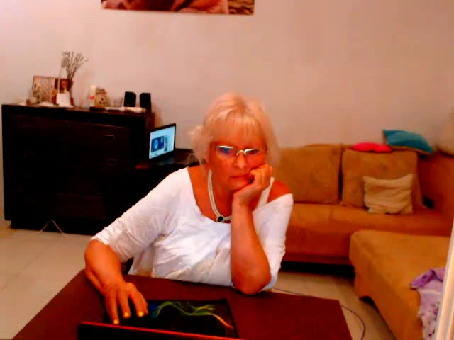 Natalia7634 Adult Chat August 5, 2025