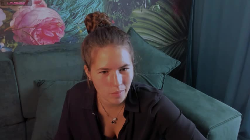 MiaMialani Adult Chat August 5, 2025