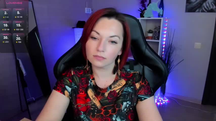 Serena_Woods Adult Chat August 5, 2025