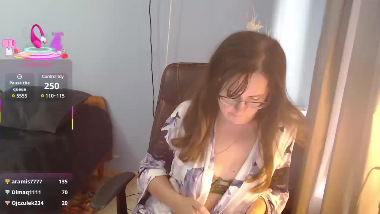 mandarinka28 Adult Chat August 5, 2025