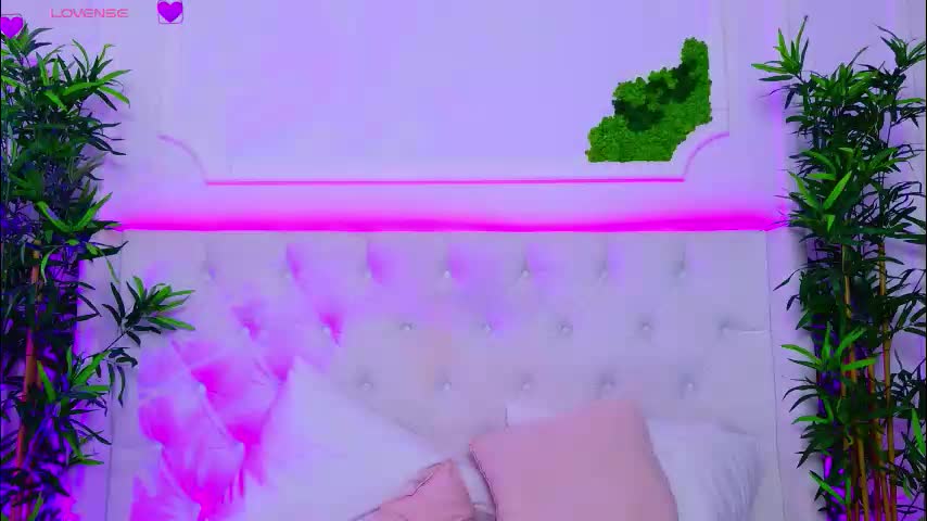 taahiraarabian Adult Chat August 5, 2025