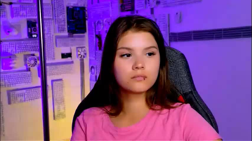 evathopson Adult Chat August 5, 2025