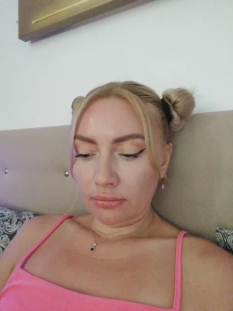 AlenaFeya Adult Chat August 6, 2025