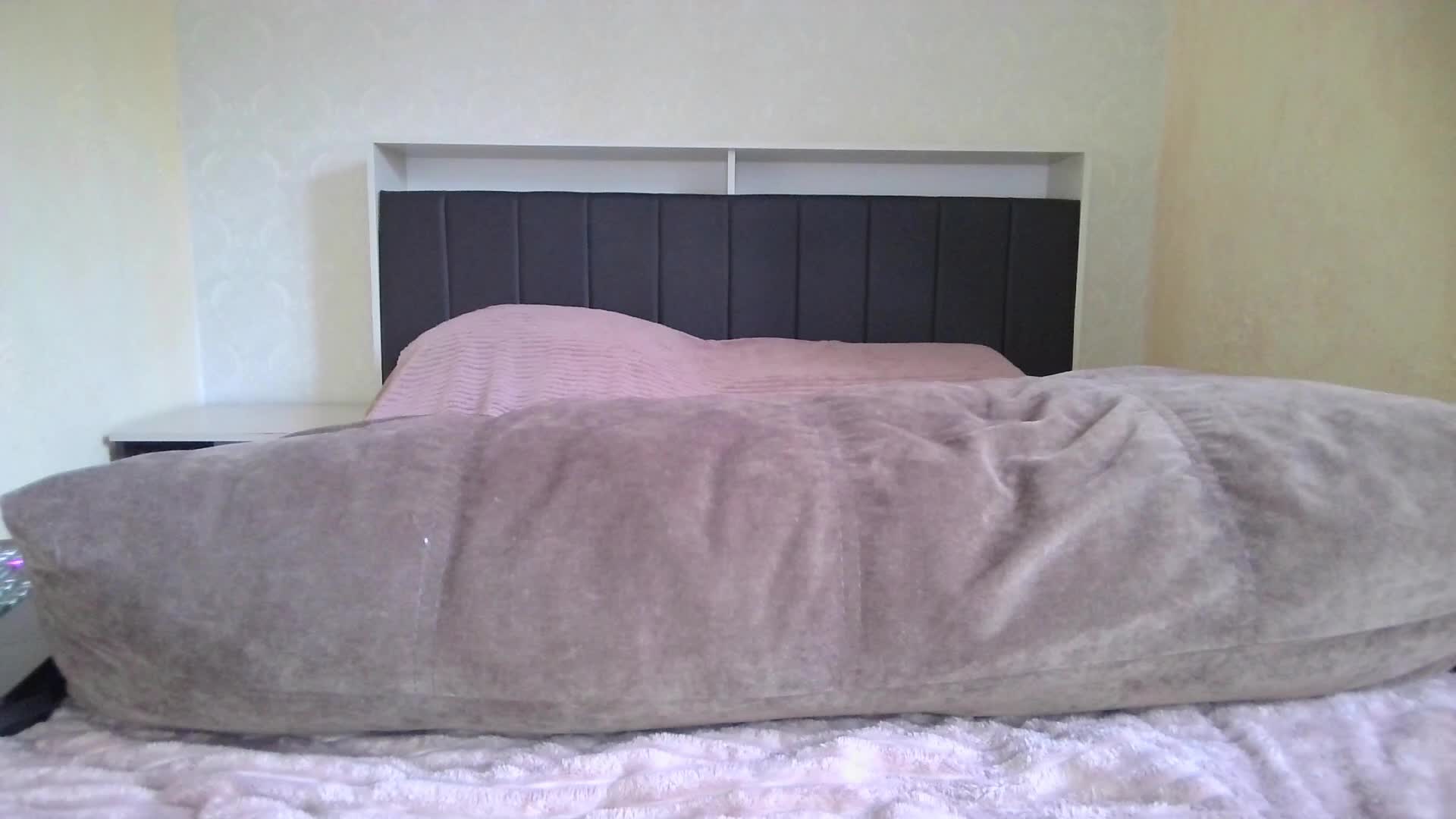 Adel0299 Adult Chat August 6, 2025