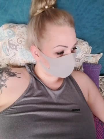 -Tiffany- Adult Chat August 6, 2025