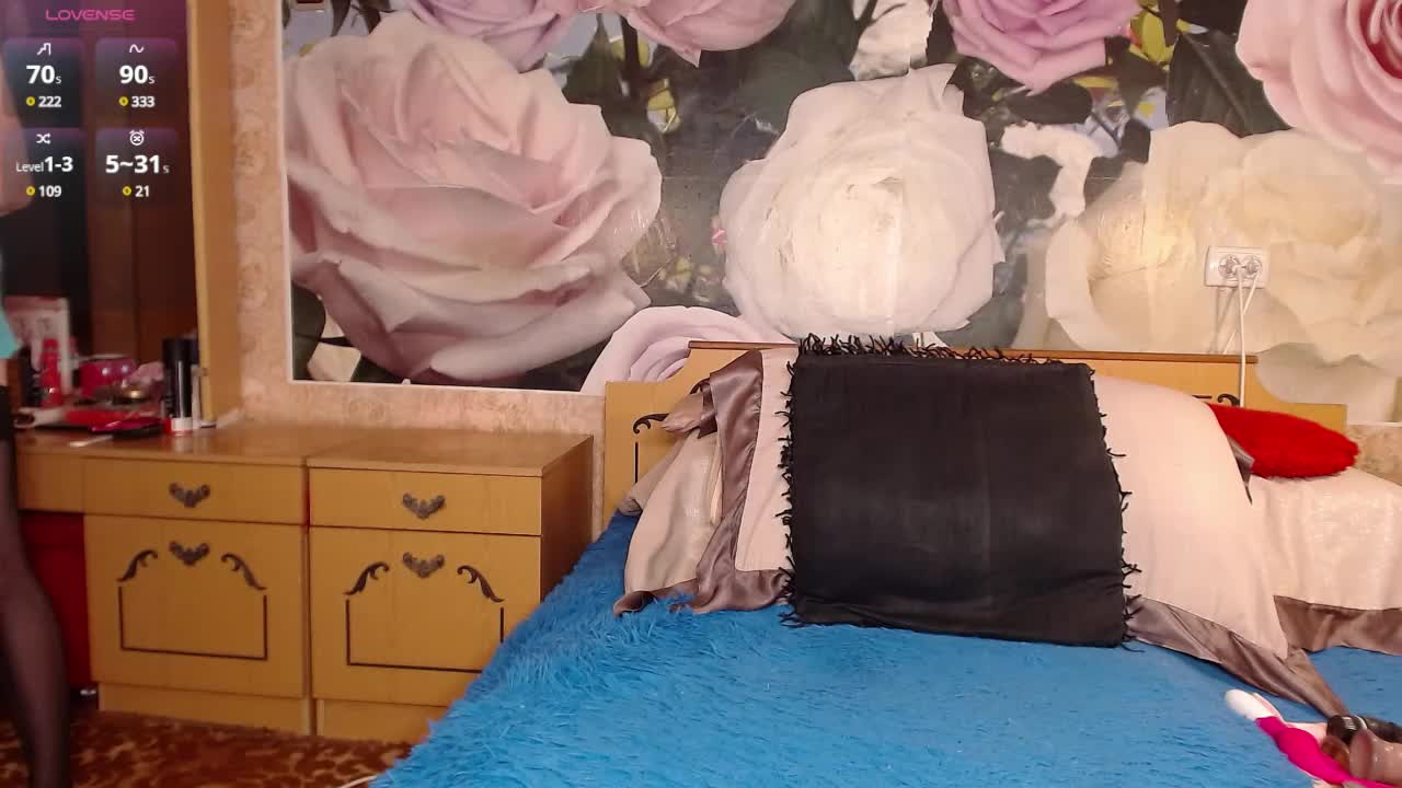 -Karolina555- Adult Chat August 6, 2025