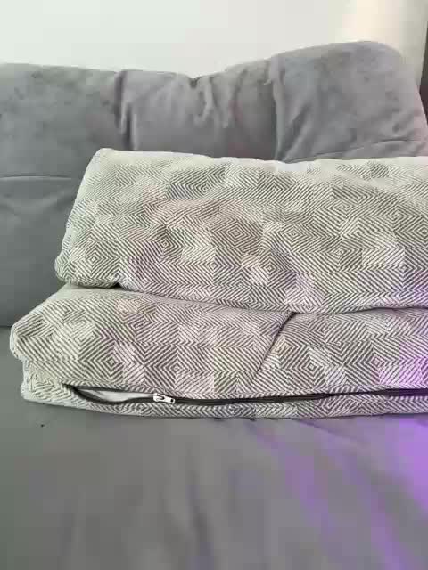 MillyMillya Adult Chat August 6, 2025