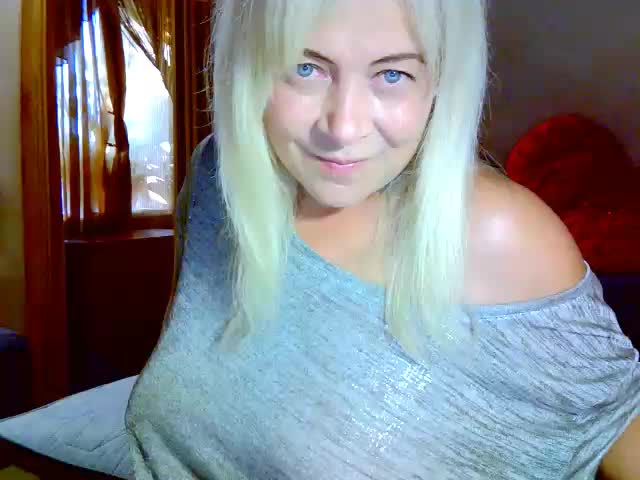 Savan35na Adult Chat August 6, 2025