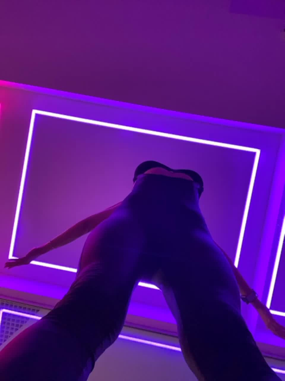 Lisa1225 Adult Chat August 6, 2025