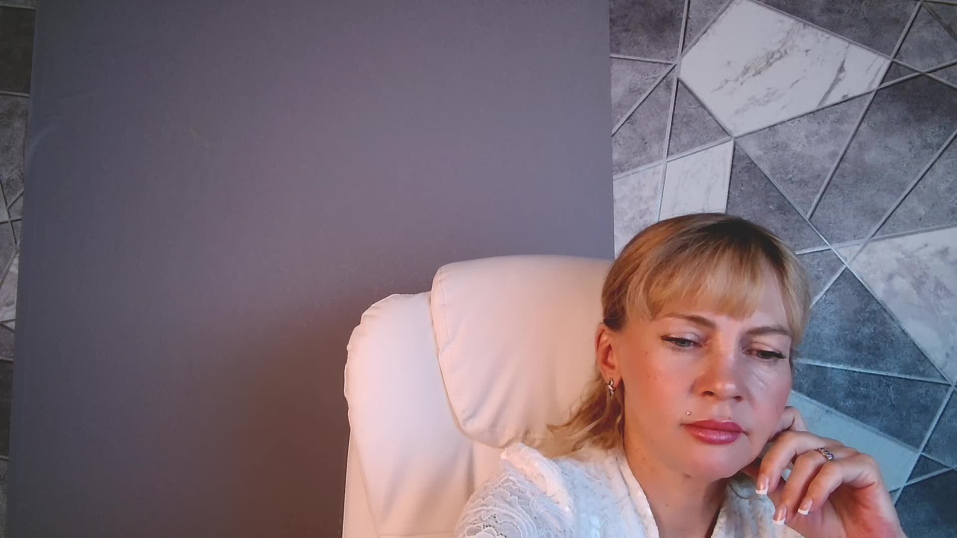 VeraFisher Adult Chat August 6, 2025