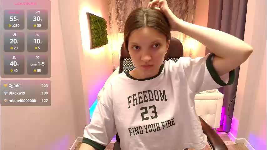 melanie_grant Adult Chat August 5, 2025