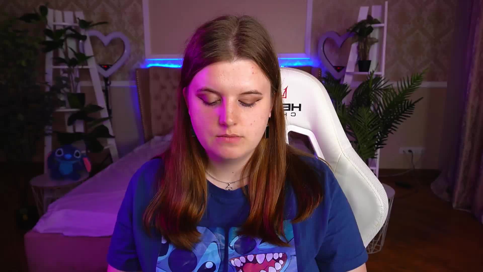 KristiMoons Adult Chat August 6, 2025