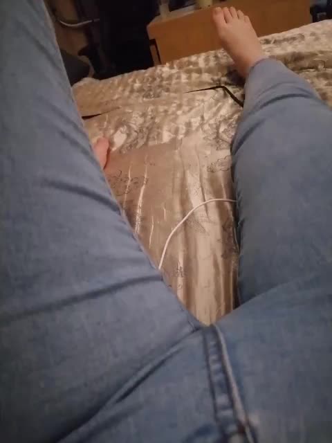 -Tiffany- Adult Chat August 5, 2025