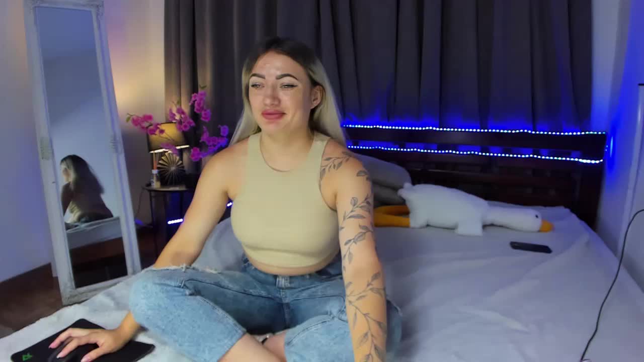 MikkiShows Adult Chat August 6, 2025