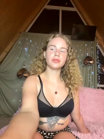 nemesidaM Adult Chat August 6, 2025