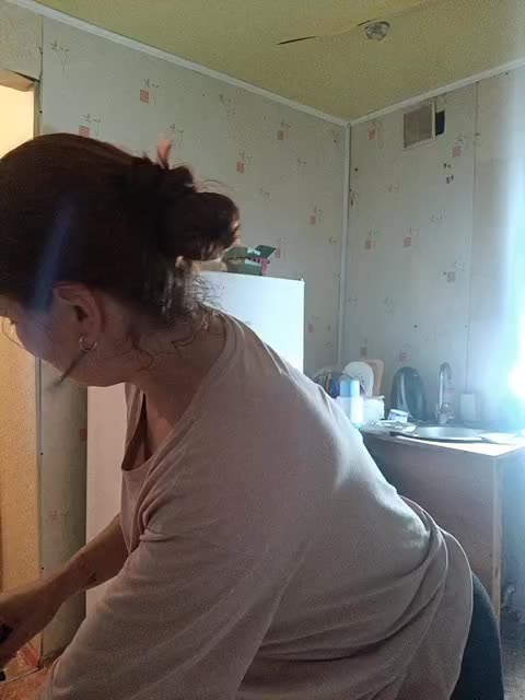 FoxKira Adult Chat August 6, 2025