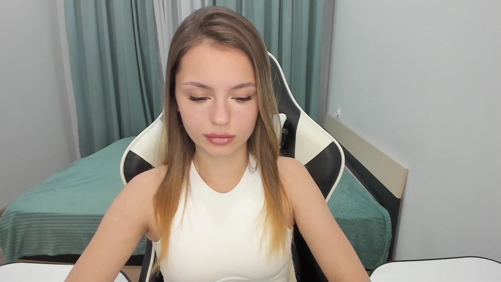 EmilySkout Adult Chat August 6, 2025