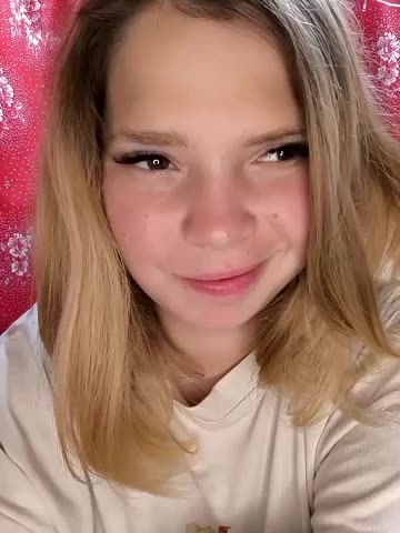 Zuli_Kiska Adult Chat August 6, 2025