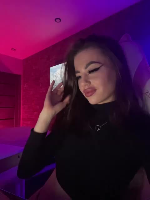 HotGirlEva Adult Chat August 6, 2025