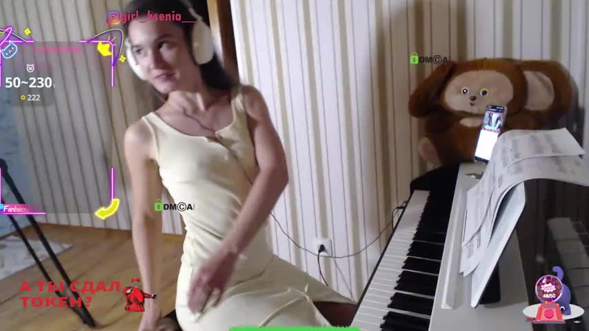 Girl_Ksenia Adult Chat August 6, 2025