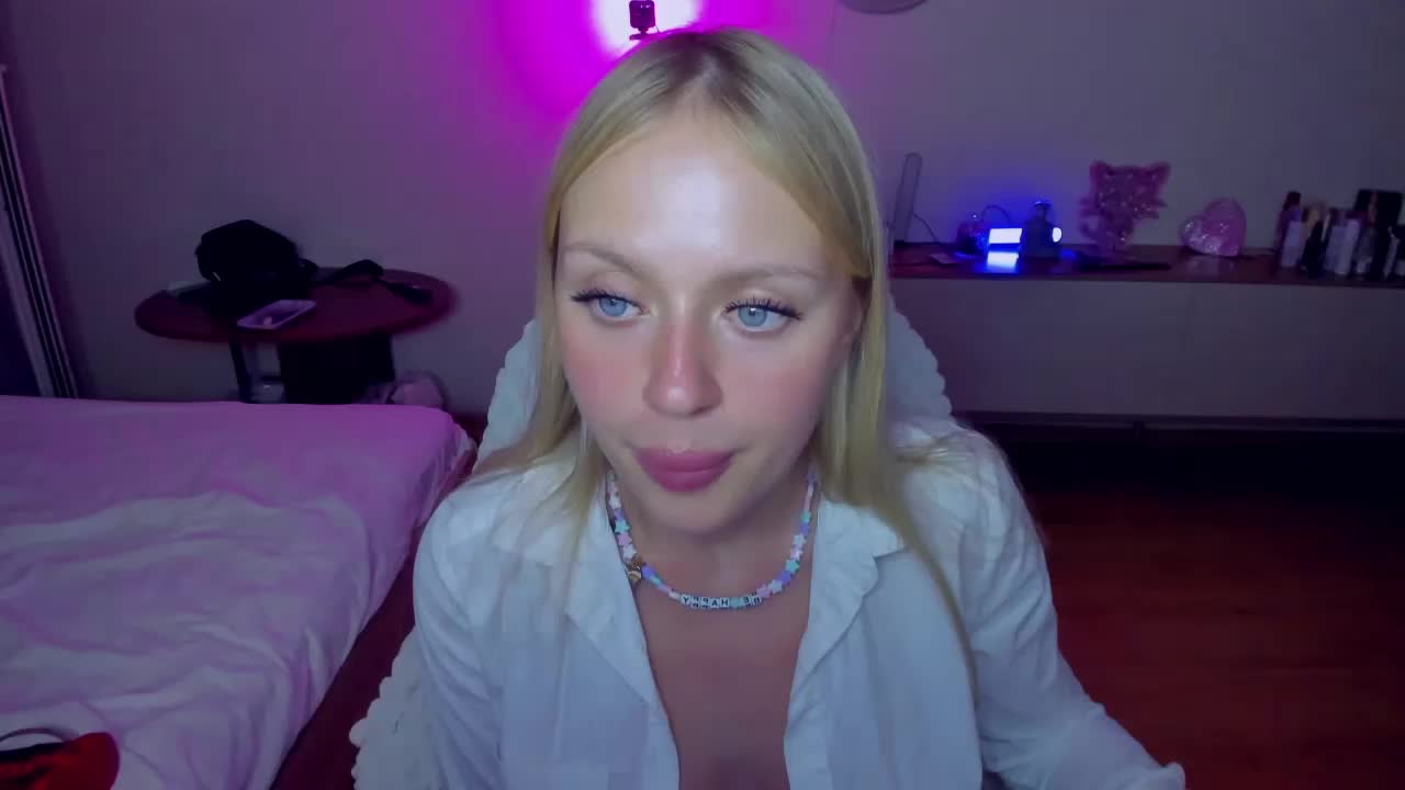 MindyKally Adult Chat August 6, 2025