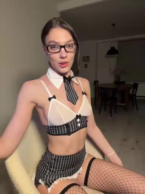 GlamModelHoney Adult Chat August 6, 2025